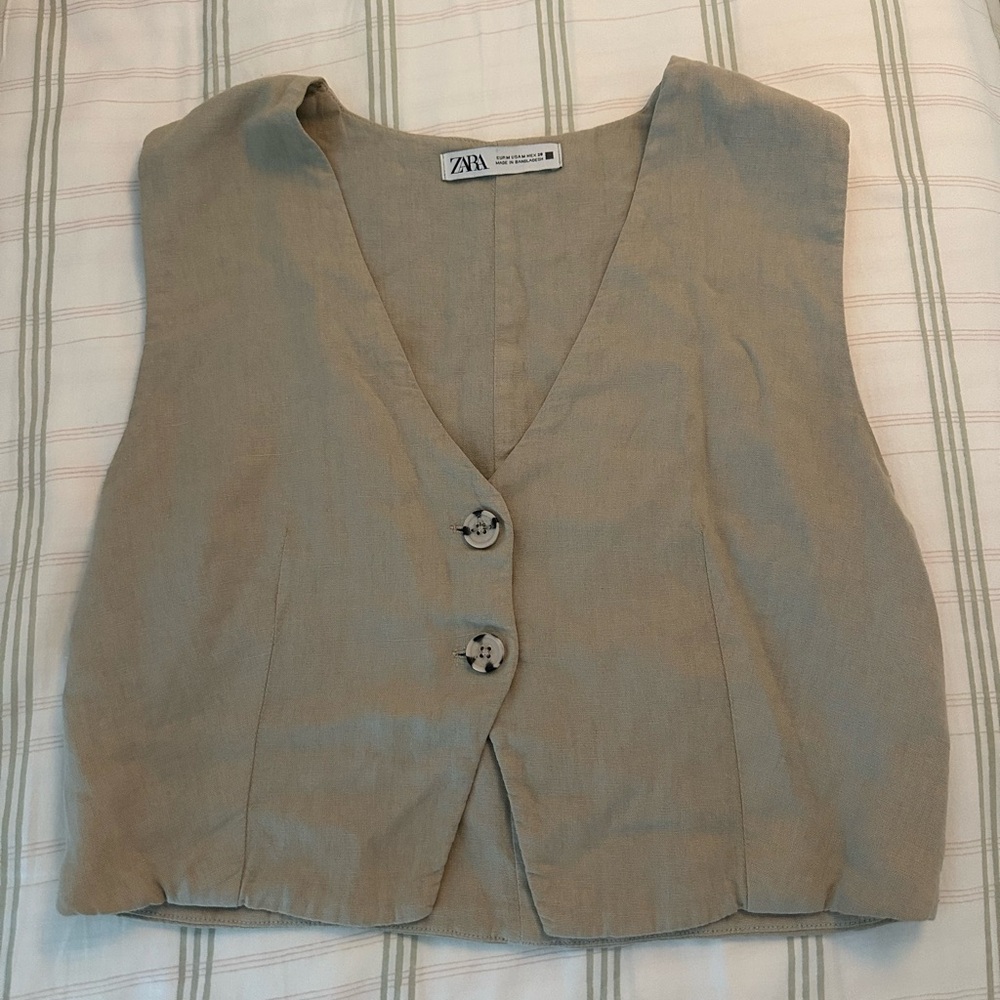 Zara Tan Buttoned Vest